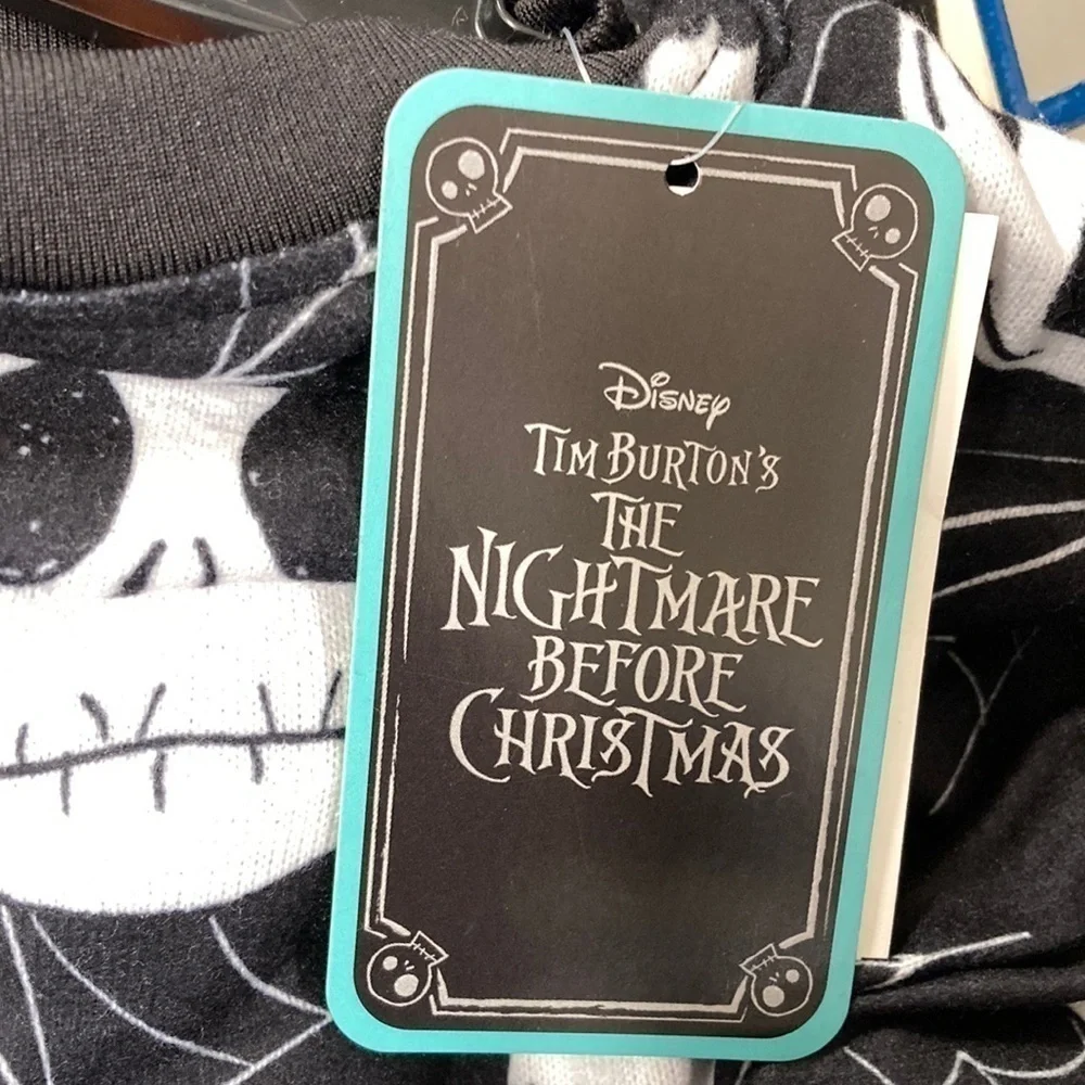 NEW. JACK SKELLINGTON WOMEN'S MEDIUM THE NIGHTMARE BEFORE CHRISTMAS NIGHTGOWN - Picture 4 of 11